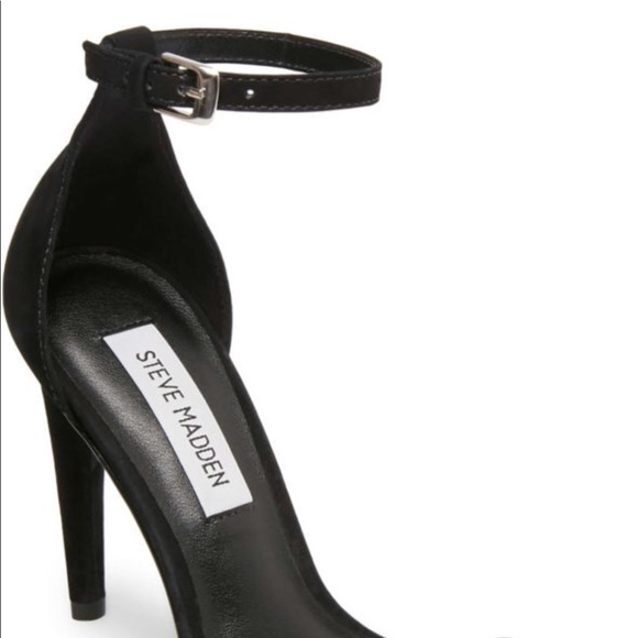 Black Steve Madden heels size 6 - Picture 5 of 5